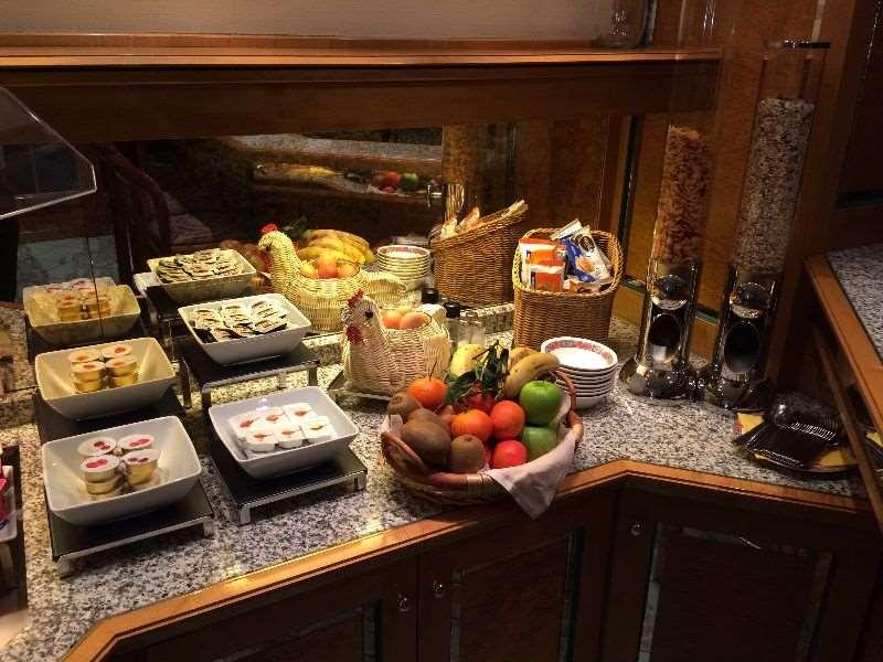 Christophe Colomb Luxembourg By Restaurant billede